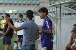 José Garre ya defiende la camiseta del Cristo Atlético.