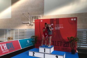 La campeona ejidense en el podio.