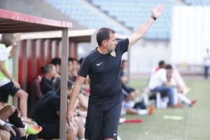Esteban Navarro presenta un Almería nuevo.
