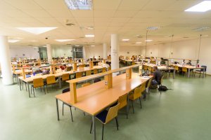 La biblioteca permanecerá abierta los días 1, 2, 8 y 9 de septiembre.