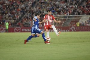 Andoni en su debut con la camiseta rojiblanca.