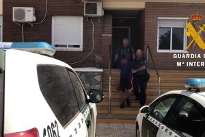 El detenido en dependencias de la Guardia Civil.