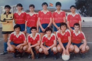 El Adra en el Estadio de La Falange.