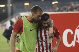Saveljich anima a Luis Rioja.