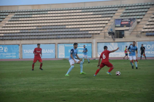 El jugador celeste en acción.