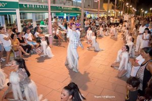 Una de las actuaciones de la Noche en Blanco de Carboneras.