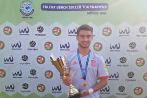 Rigaud con la Copa de Europa.