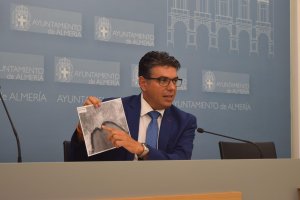 El portavoz de Ciudadanos en el Ayuntamiento de Almería, Miguel Cazorla.