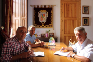 Domingo Fernández con Leontino García.