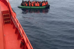 Rescate de una patera en las proximidades de la costa almeriense.