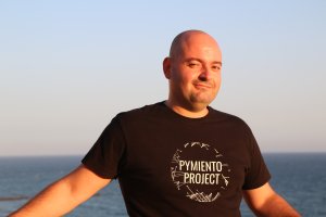 Cristóbal Contreras, frente al mar