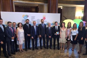 La representación almeriense durante la inauguración de la candidatura Almería 2019.