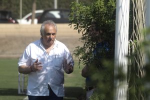 Alfonso García en el campo de la Vega.