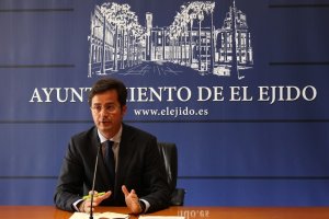 Paco Góngora durante una comparecencia de prensa.