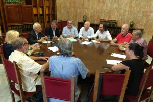 Reunión de la Mesa del Tren con el subdelegado.
