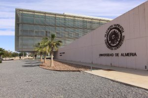 Ambos reconocimientos se entregan con motivo del 25 aniversario de la UAL.