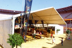 La Plaza de Toros de Roquetas acoge hasta el próximo día 7 de octubre la Feria Internacional Oktoberfest.