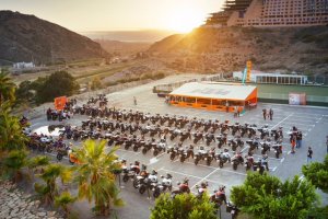 Reunión KTM en Mojácar.