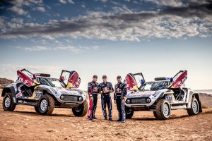 Cyril Despres, Stéphane Peterhansel y Carlos Sainz se unen a la familia MINI.