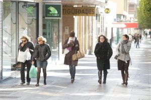 El clima cálido  del invierno almeriense, sobre todo en el litoral, puede hacer que los almerienses vulnerables no tengan ayudas para calefacción.