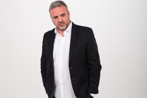 Paco Calavera, que hoy despide, con una doble función, la obra ‘Tú a Punta Cana y yo... al Zapillo’, en una imagen promocional.