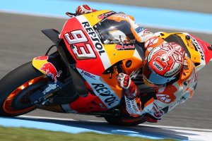 Pole historia para Marc Márquez