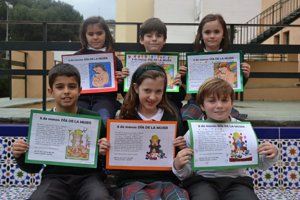 Alumnos del colegio Stella Maris con trabajos conmemorando el Día de la Mujer.