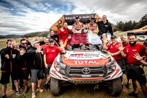 Nasser Al Attiyah suma su quinta victoria consecutiva en la prueba marroquí
