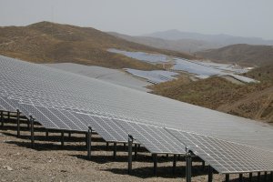 Instalación solar en Lucainena realizada con capital alemán en 2008, durante el primer boom de las renovables.