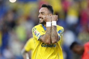 Momo se queda fuera por lesión en la rodilla.