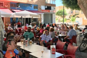 Aspecto ayer de una de las zonas de terrazas existentes en la capital almeriense.