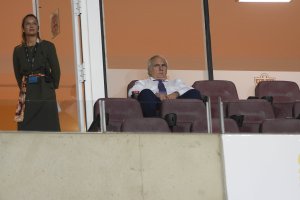 Alfonso García no da crédito a lo que está viendo.