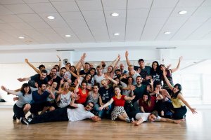 Alumnos asistentes a los talleres del Almería Swing Fest, en una edición anterior (Rhetangles).