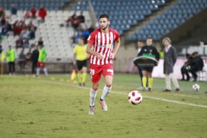 Iván Martos en una jugada del partido.