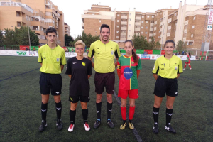 La foto protocolaria en el campo Tito Pedro.