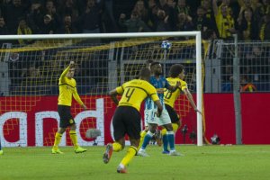 Witsel abrió el marcador para el Borussia.