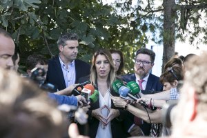 la presidenta de la Junta compareció ayer en Almería ante los medios informativos.