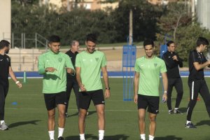 Malas noticias para Juan Ibiza, que se pierde un mes de Liga.