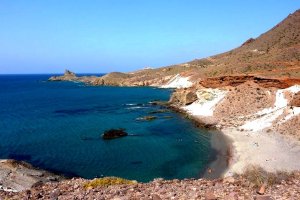 El crimen se cometió en Cala Rajá, una pequeña playa del Cabo de Gata.