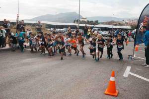 Una de las salidas por categorías de la carrera.