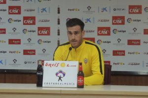 Fernando, meta del Almería.