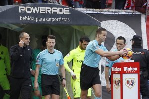 Alberola Rojas en un Rayo Vallecano-Almería.