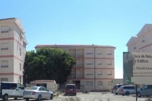 Bloque  de viviendas sociales de El Puche en Almería.