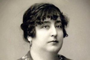 Colombine, nueva autora clásica de las letras andaluzas.