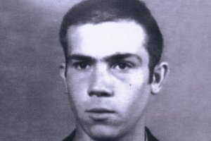 Jacinto Cortés nació en Pechina en 1923,  era hijo del zapatero remendón del pueblo y murió en Perpignan en 2003.