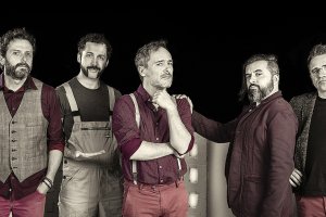 Love of Lesbian, en una imagen promocional.