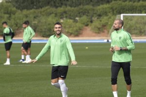 Samu y Nano iniciando el calentamiento.