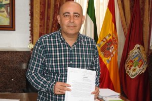 El alcalde de Huércal-Overa, Domingo Fernández, ayer.