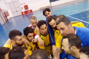 Los jugadores ejidenses haciendo piña.