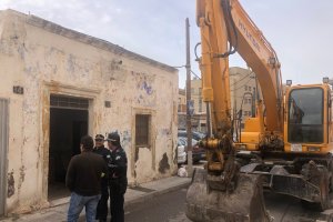 Derribo de las viviendas